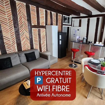 Апартаменти 